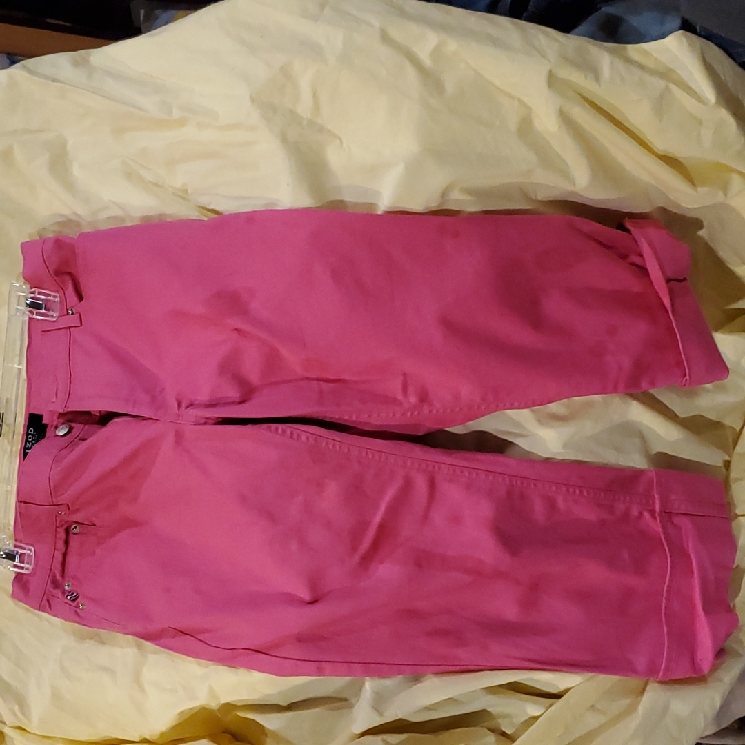 Izod Pink Cuffed Capri Izod Pink Cuffed Capri